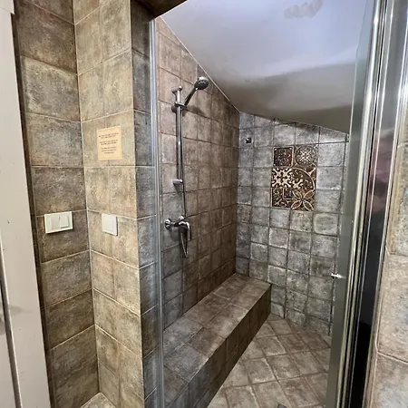 Kubu Ground Floor 公寓