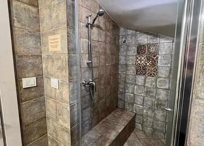 Kubu Ground Floor Apartament